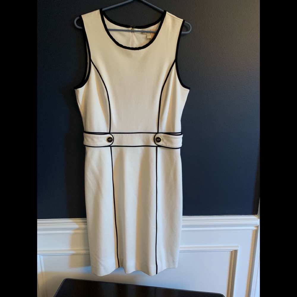 Banana Republic Cream/Navy Shift
